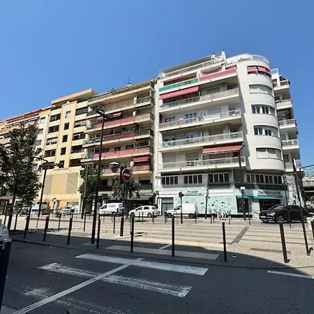 Magnifique 2 Pieces A 2 Pas De La * 니스